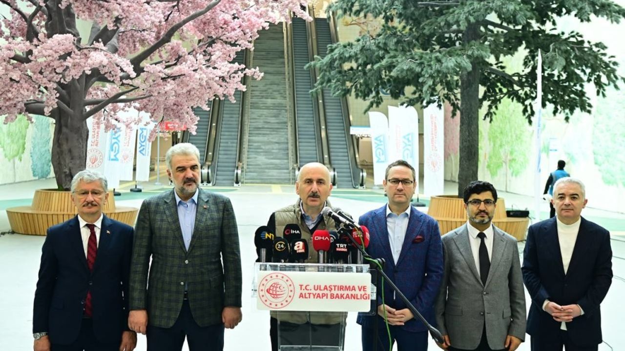 Bakan Karaismailoğlu: Başakşehir-Kayaşehir Metro Hattı'mızın açılışına günler kaldı
