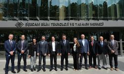 TÜBİTAK Başkanı Prof. Dr. Hasan Mandal   Şişecam Bilim, Teknoloji ve Tasarım Merkezi'ni Ziyaret Etti