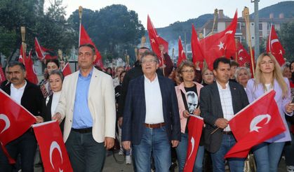 Edremit Belediye Başkanı Arslan, 19 Mayıs’ı kutladı