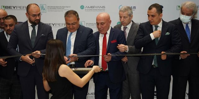 EV VE MUTFAK ÜRÜNLERİ İHRACAT FUARI’NDA 3 MİLYAR TL’LİK TİCARET