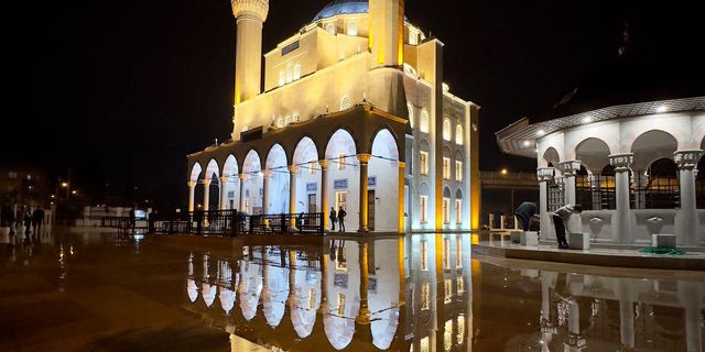Konyalılar Camii dualarla açıldı
