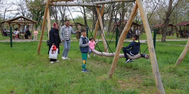 Kırıkkale Millet Bahçesi Doldu Taşdı
