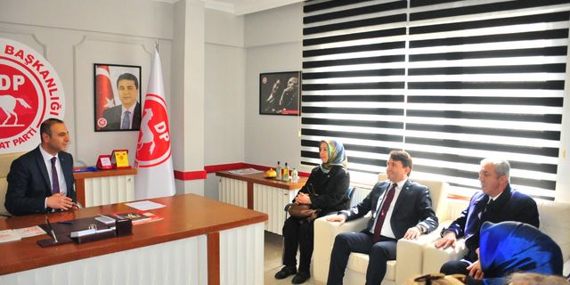 İYİ Parti'den Demokrat Partiye Ziyaret