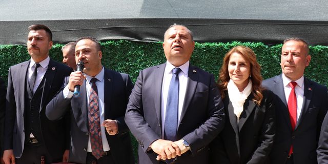 Abalı: “Küskünsek barışalım, gelin Milliyetçi Hareket Partisi’nde buluşalım”