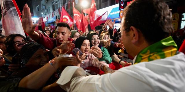 SARIYER’DE AKŞAM MİTİNGİ