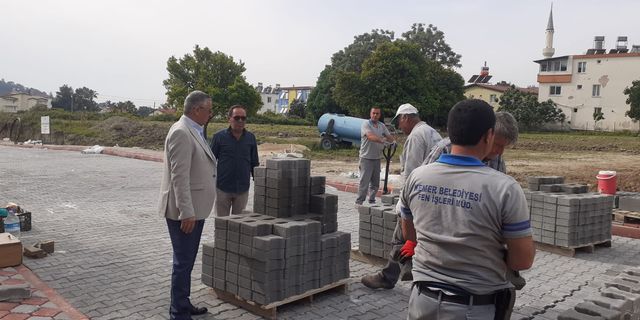 Göynük Mahallesi'nde yol ve kaldırım çalışmaları devam ediyor