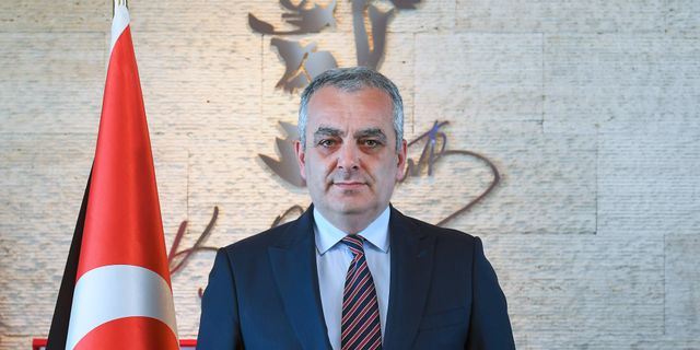 Konyaaltı Belediye Başkanı Semih Esen'in 19 Mayıs mesajı