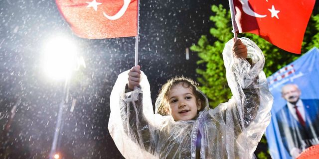 MANSUR YAVAŞ KEÇİÖREN’DE