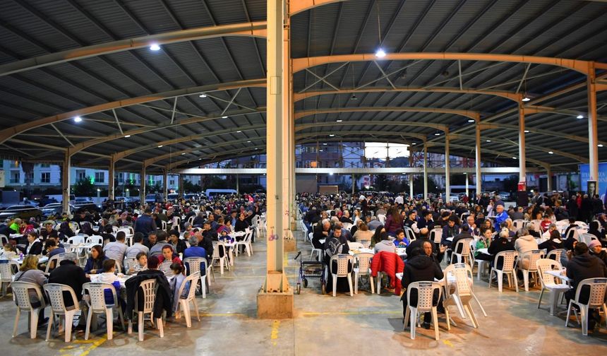 Konyaaltı’nda 7 noktaya iftar sofrası