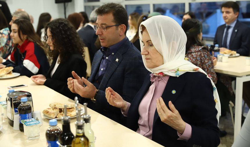 Akşener ve İmamoğlu, öğrenci yurdunda iftar yaptı