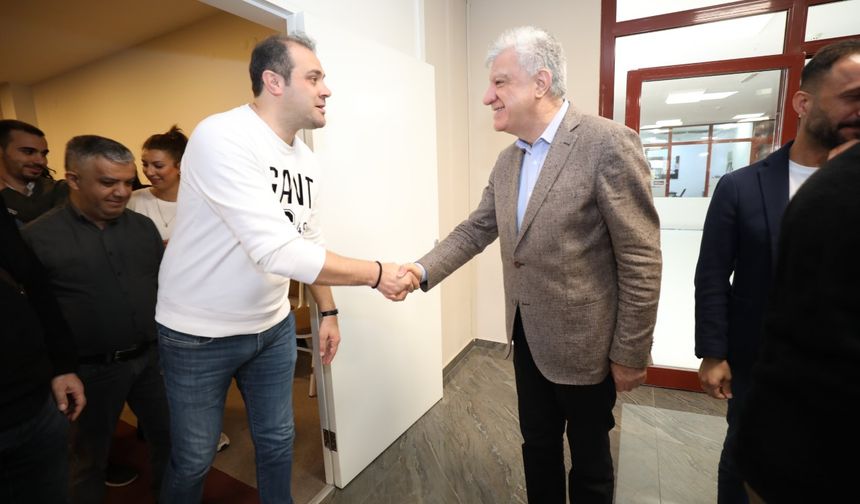 BAŞKAN ENGİN, BELEDİYE PERSONELİNİN BAYRAMINI KUTLADI