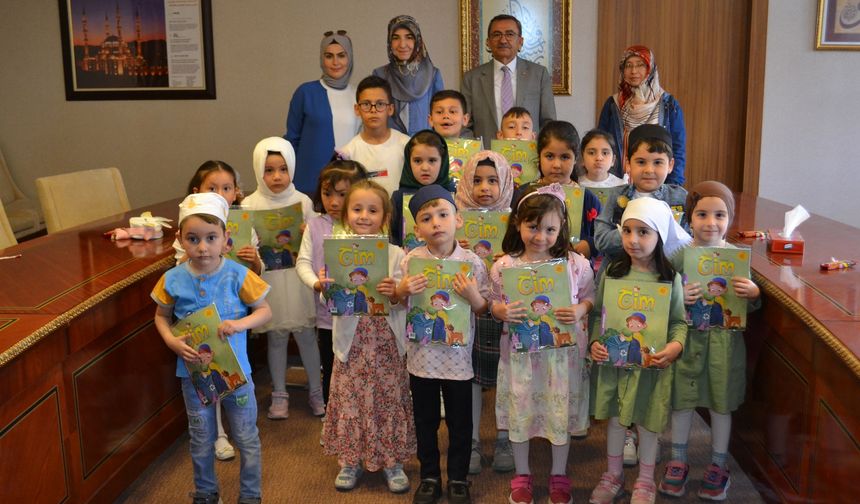 Minikler İl Müftülüğünü ziyaret etti