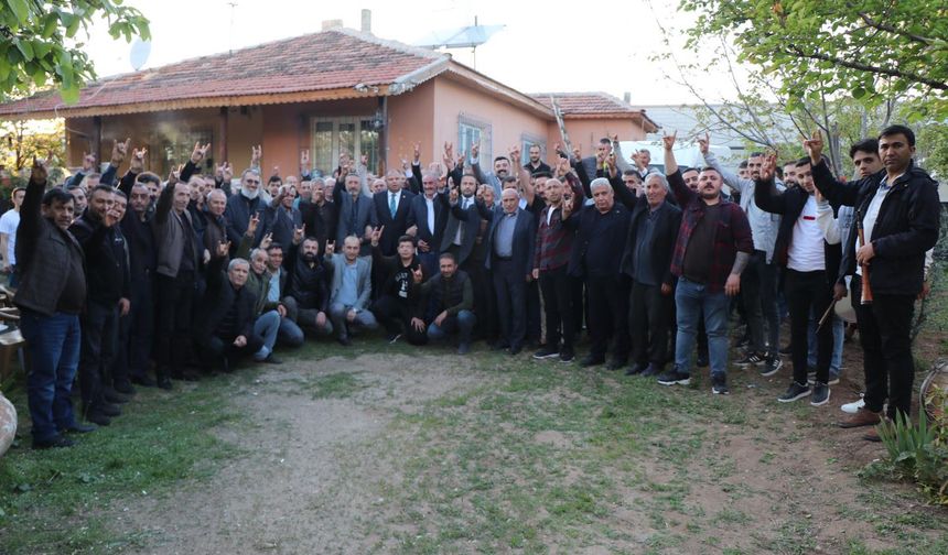 Aşağı Mahmutlar’dan Öztürk’e tam destek