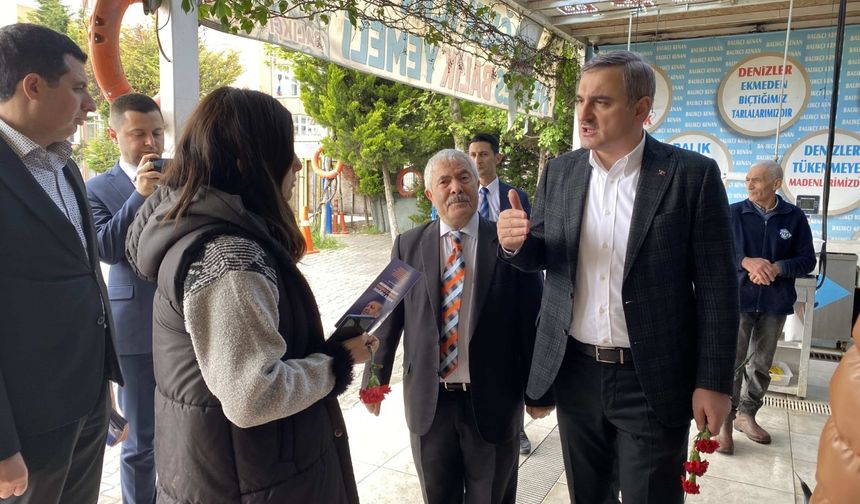 Ak Parti İstanbul 3. Bölge Milletvekili adayı Bayram Şenocak Türkiye Deniz Canlıları Müzesi’ni ziyaret etti